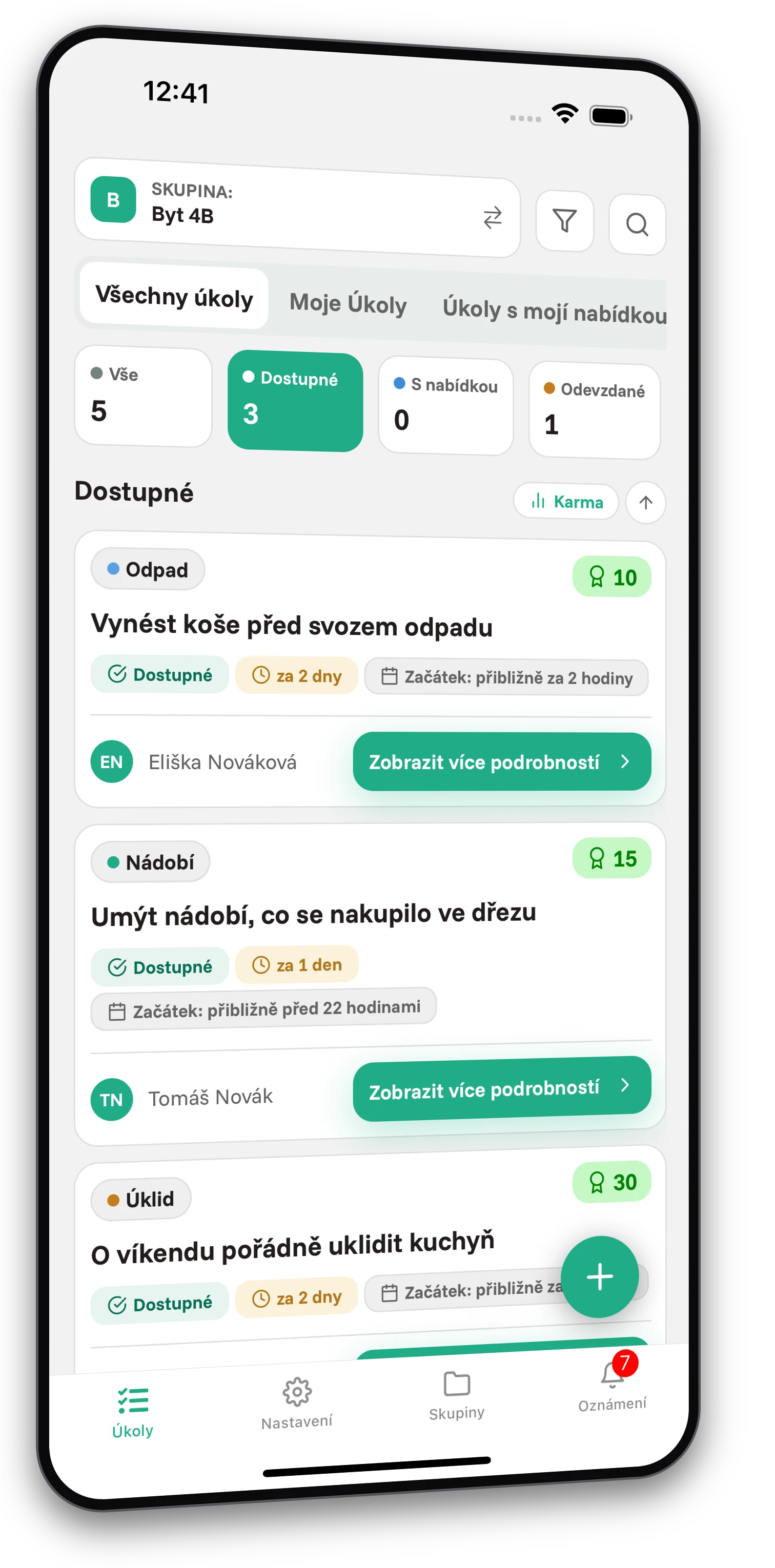Sada screenshotů z aplikace Jobiro - Ukázka soukromých skupin pro spolubydlící. - Screenshot 1