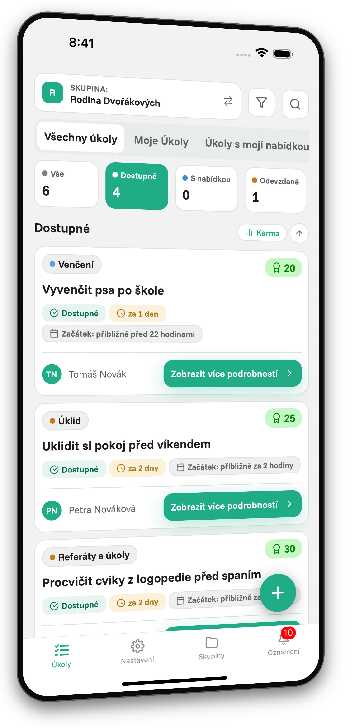 Sada screenshotů z aplikace Jobiro - Ukázka soukromých skupin pro rodiče. - Screenshot 1