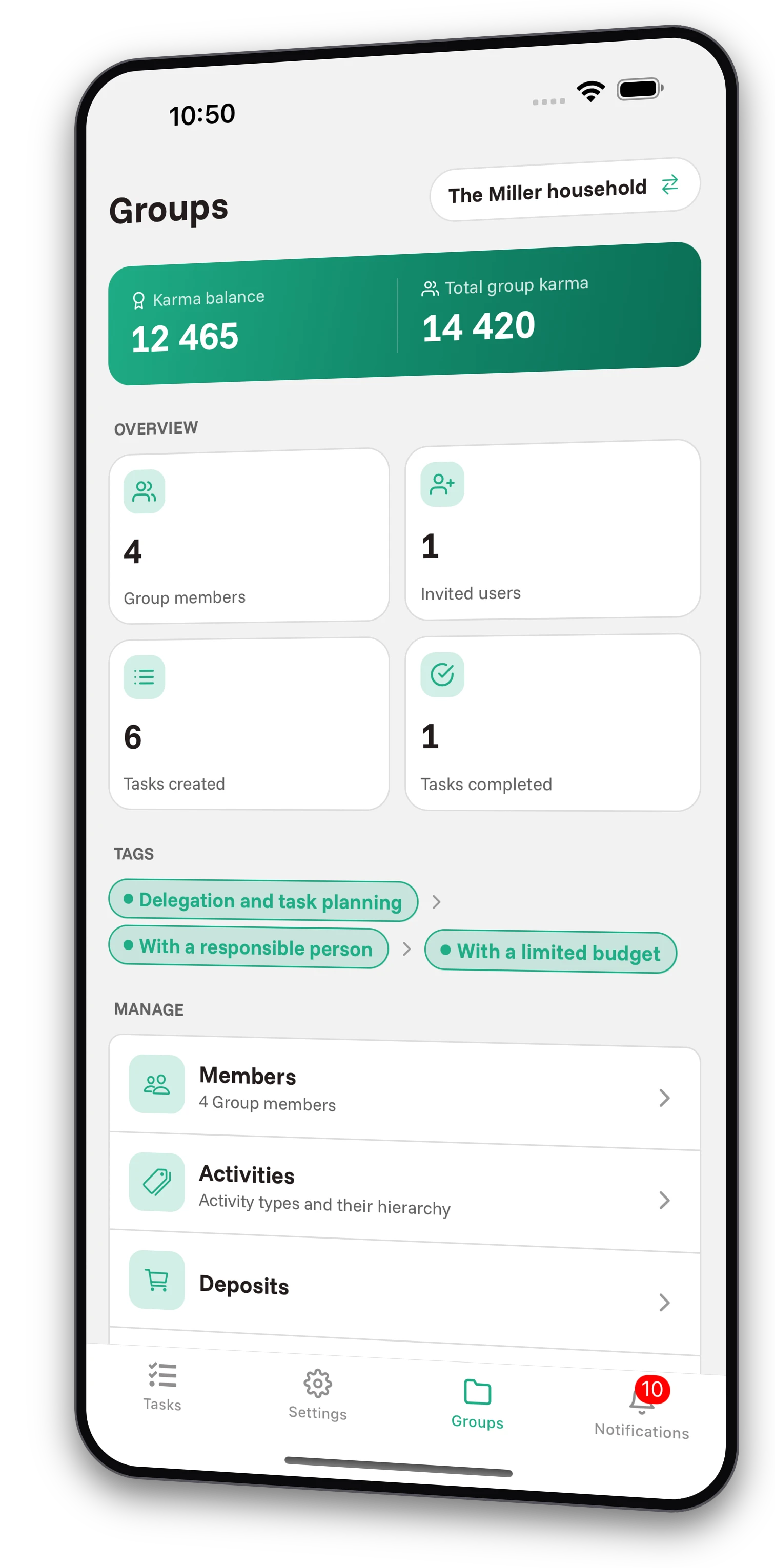 Set of screenshots from the Jobiro app - Preview of private groups for parents. - Screenshot 2