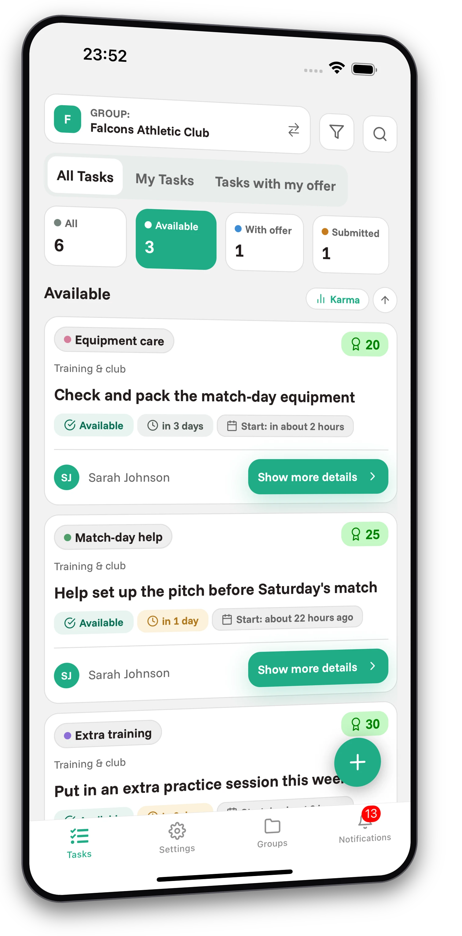 Set of screenshots from the Jobiro app - Preview of private groups for coaches and athletes. - Screenshot 1