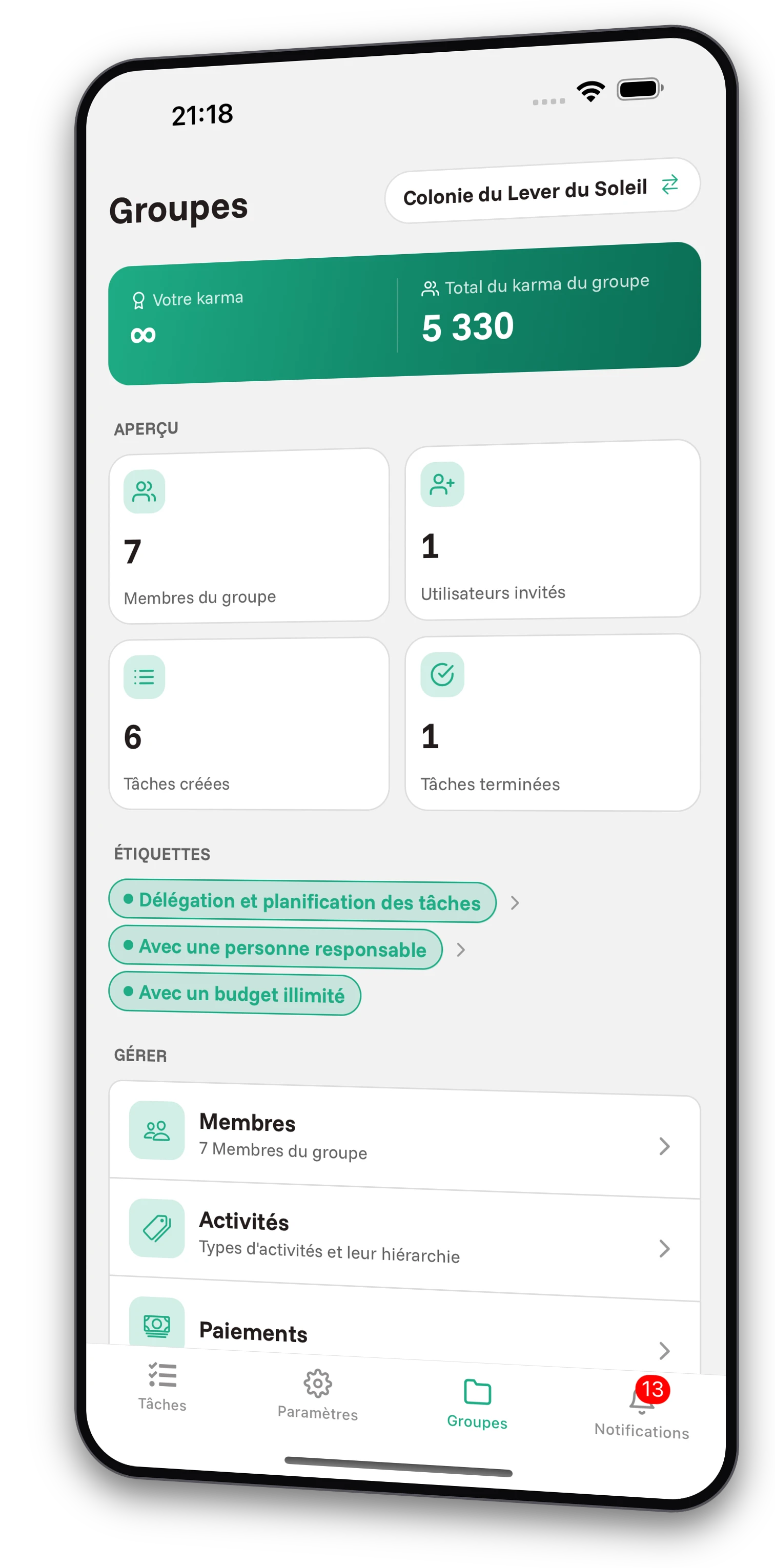 Ensemble de captures d'écran de l'application Jobiro - Aperçu des groupes privés pour les organisateurs de camps. - Screenshot 2